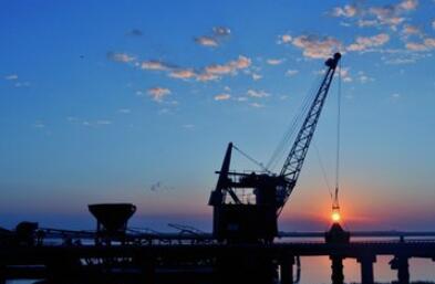 货物装运后改变国际物流运输的港口怎么办？