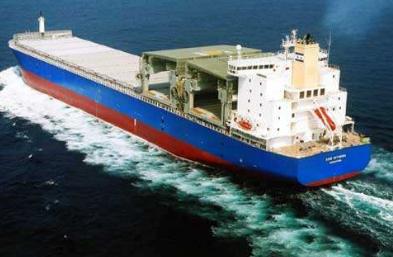 国际海运中班轮通常指的是？