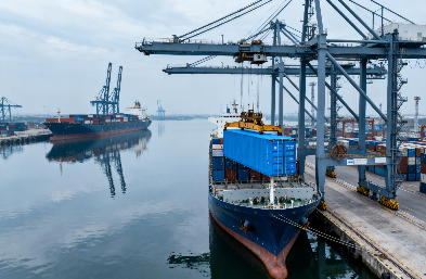 合规高效?全球直达：国际货运代理，跨境物流的优选伙伴